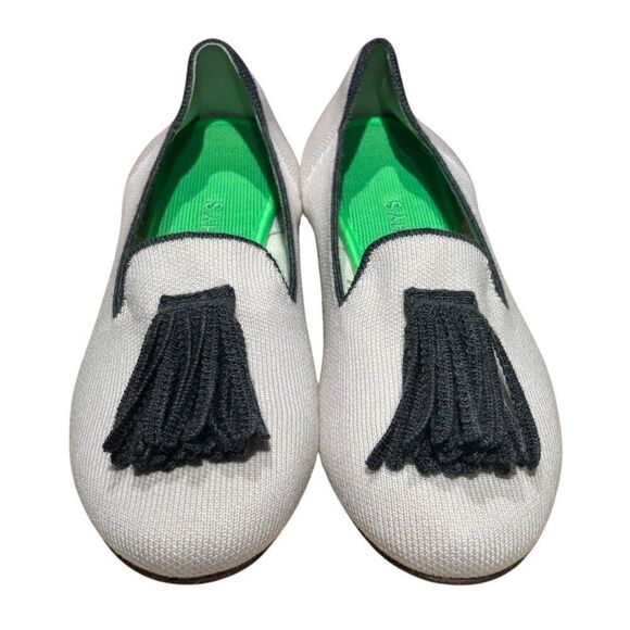 Rothy's Merino Tassel Slip On Loafers 8.5 Platinum White Gray Fringe Limited Ed - Picture 6 of 11